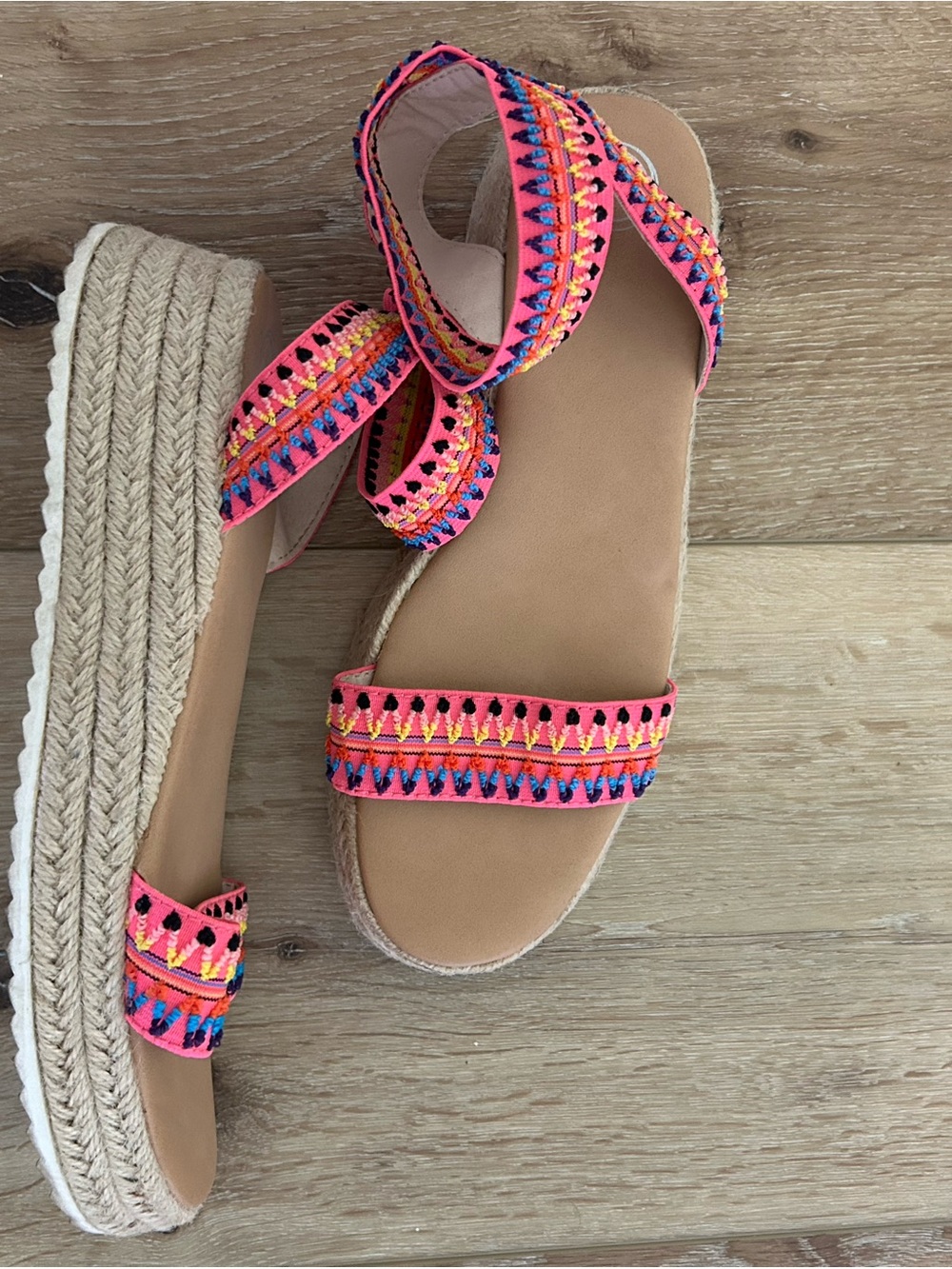 wonder nation bright Pink Embroidered espradrille-style Platform Sandals